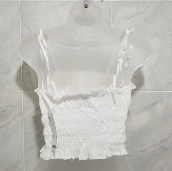 Urban Outfitters Tulla Smocked Crop Top White Tie Shoulder Medium - Picture 7 of 10